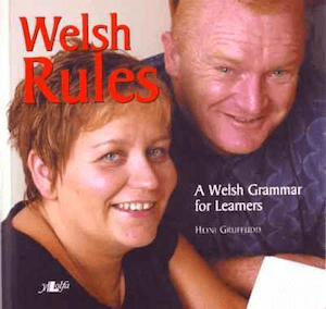 Welsh Rules gan Heini Gruffudd